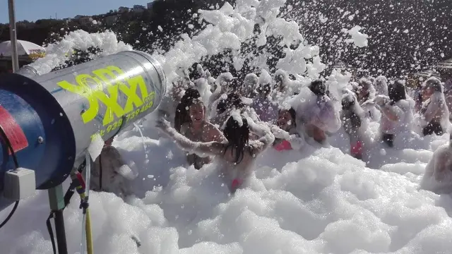 Foto de festas de espuma num evento SomXXL (2)