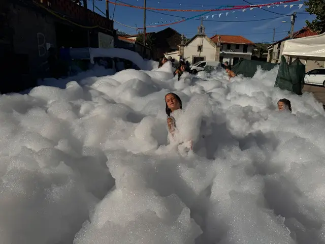 Foto de festas de espuma num evento SomXXL (8)