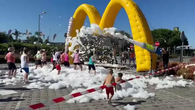 Vídeo de festas de espuma num evento SomXXL (2)