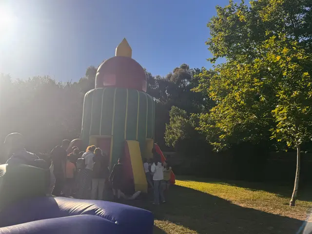 Foto de insufláveis num evento SomXXL (1)