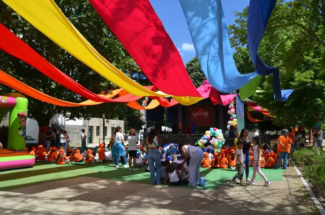Foto de insufláveis num evento SomXXL (9)