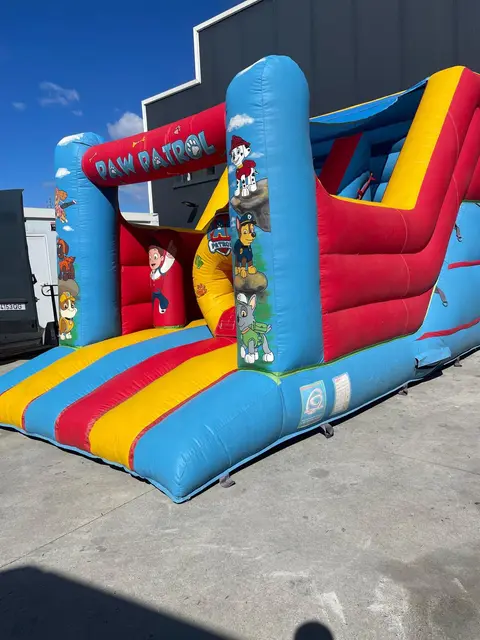 Foto de insufláveis num evento SomXXL (28)