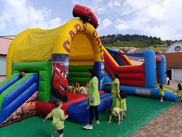 Foto de insufláveis num evento SomXXL (31)