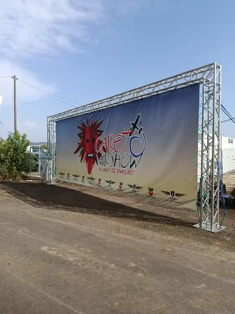 Foto de palcos e estruturas num evento SomXXL (14)