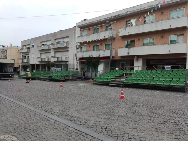 Foto de palcos e estruturas num evento SomXXL (20)