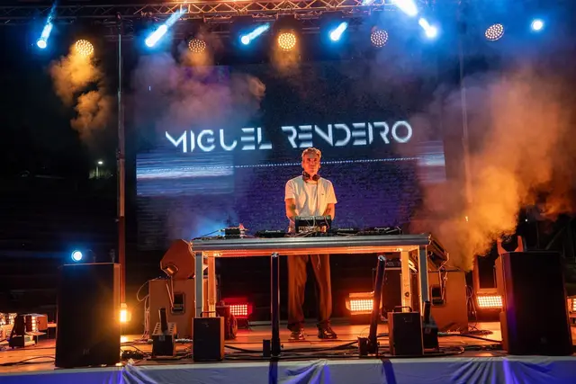 Foto de som e luz num evento SomXXL (9)
